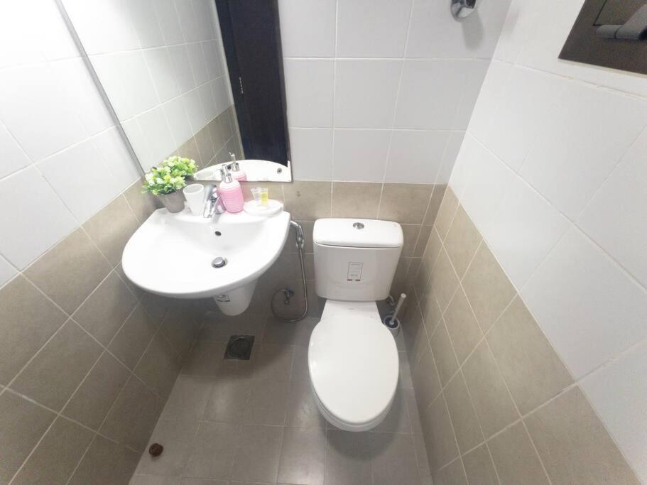Apartment Near Royal Opera, Parking, Hiking Trail *